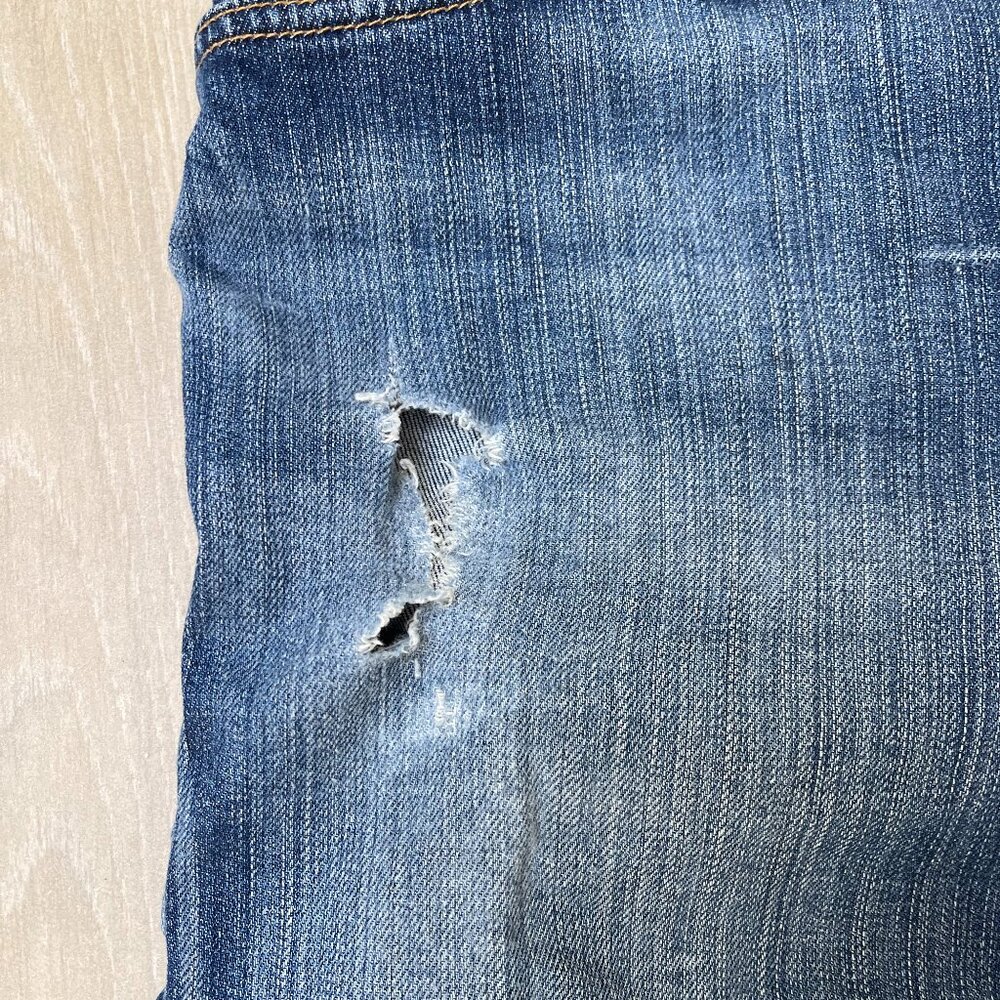 AG Adriano Goldschmied 'The Shorty' Distressed Jean Short 32 - Picture 11 of 11
